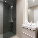 Cristella King Bed Entire Apartment, Private Parking, Near Promenada Bussiness Center Apartament