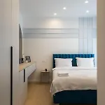 Apartament Cristella King Bed Entire Apartment, Private Parking, Near Promenada Bussiness Center Bukareszt