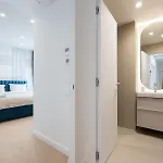 Cristella King Bed Entire Apartment, Private Parking, Near Promenada Bussiness Center